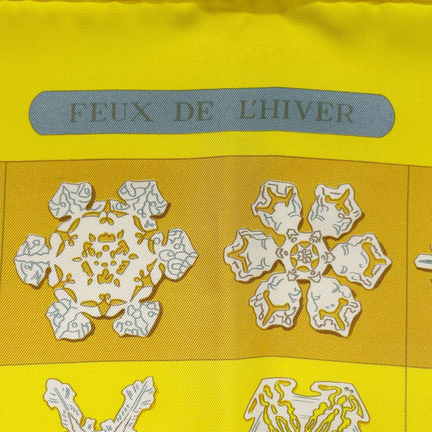 HERMES エルメス カレ90 FEUX DE LHIVER 雪の結晶 スカーフ イエロー