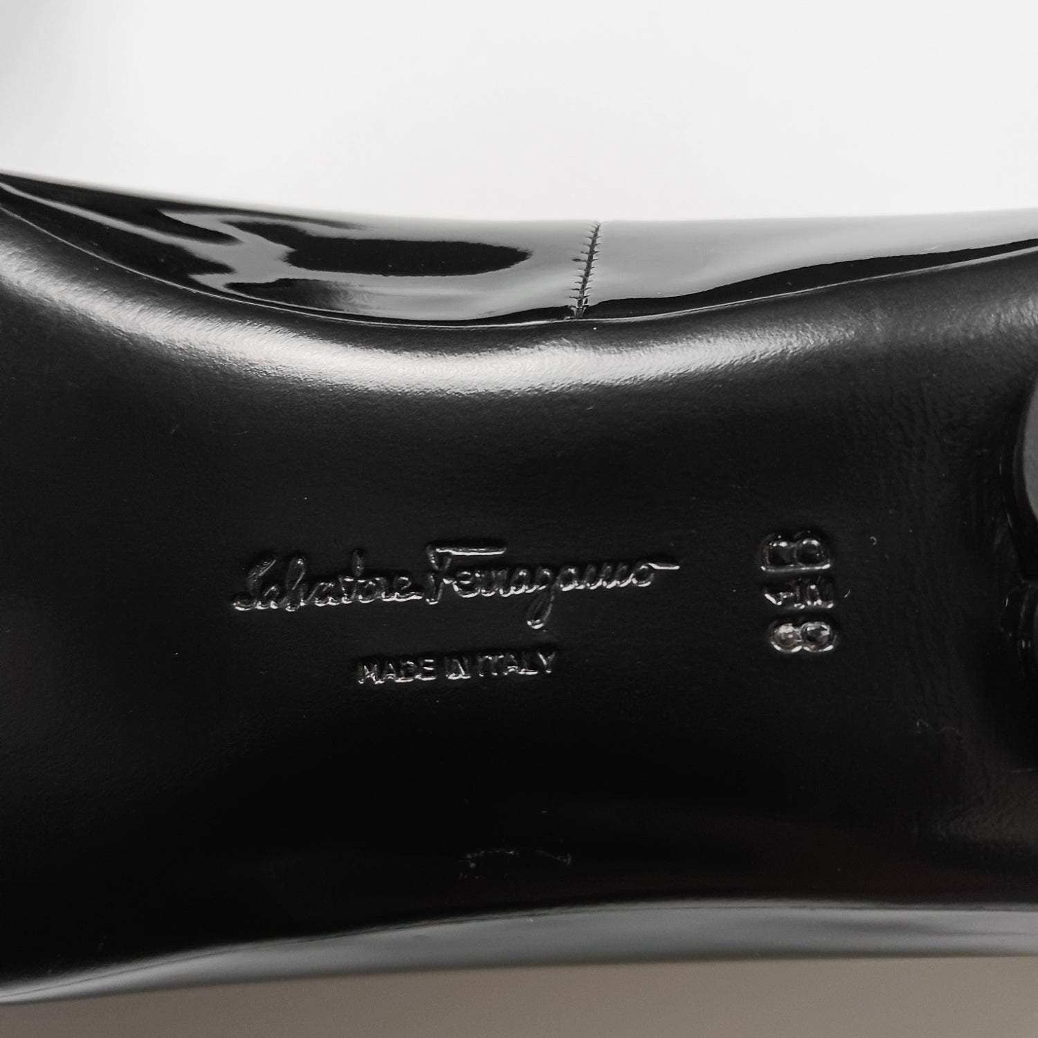 Salvatore Ferragamo フェラガモ アンクルストラップ バレエシューズ 8.5 B