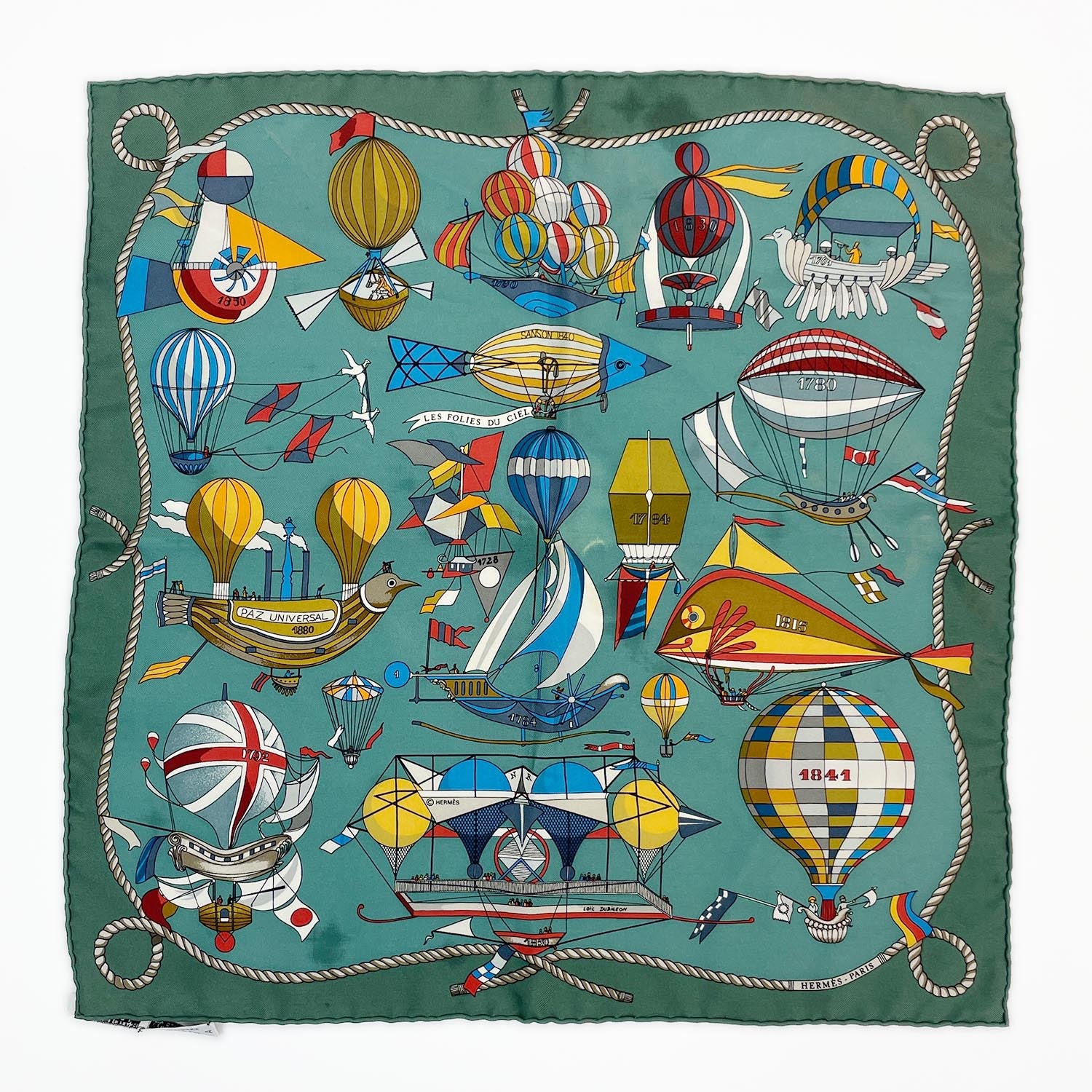 HERMES エルメス プチ・カレ43 LES FOLIES DU CIEL 大空の狂気 スカーフ