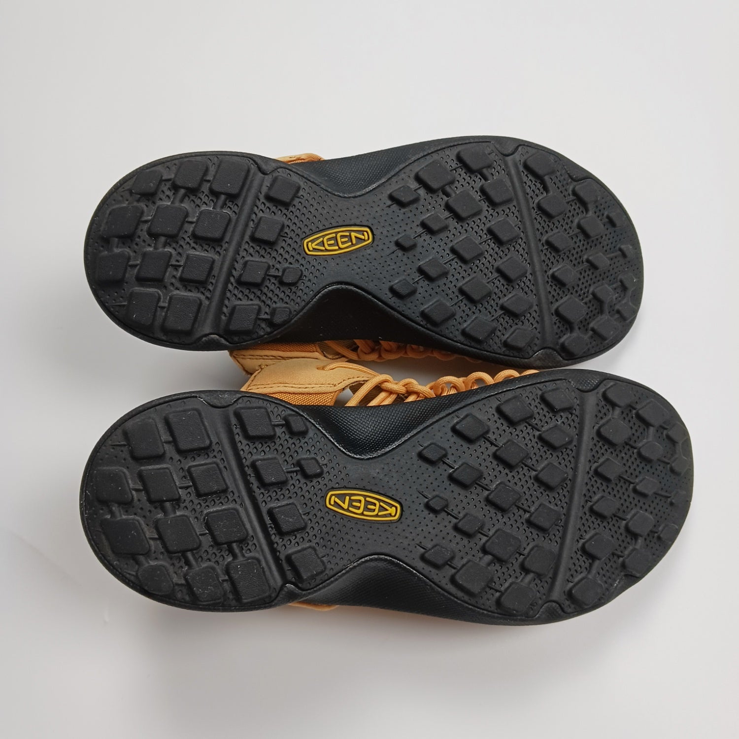 KEEN キーン UNEEK SNK SLIDE サンダル 22.5cm