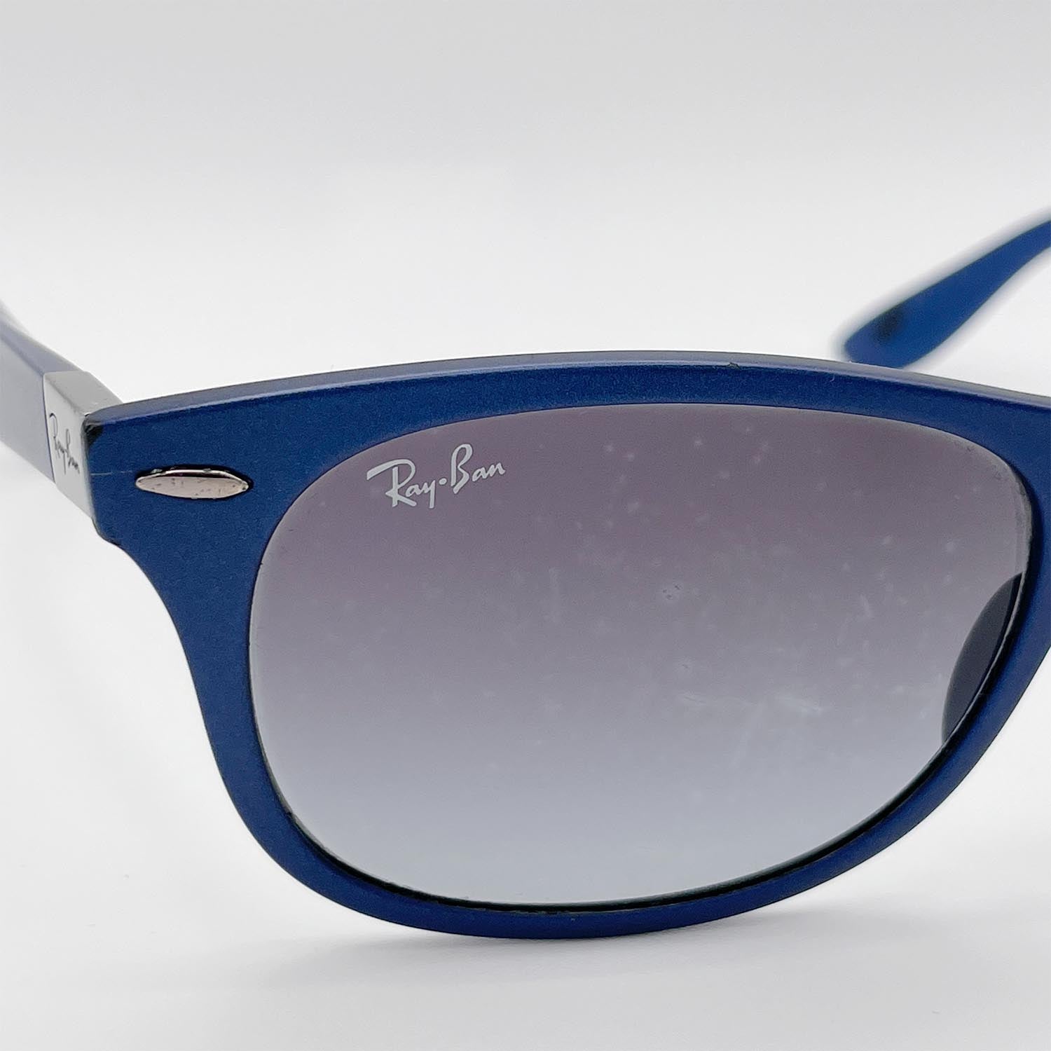 RayBan レイバン RB4207 LITEFORCE 軽量 ウェイファーラー