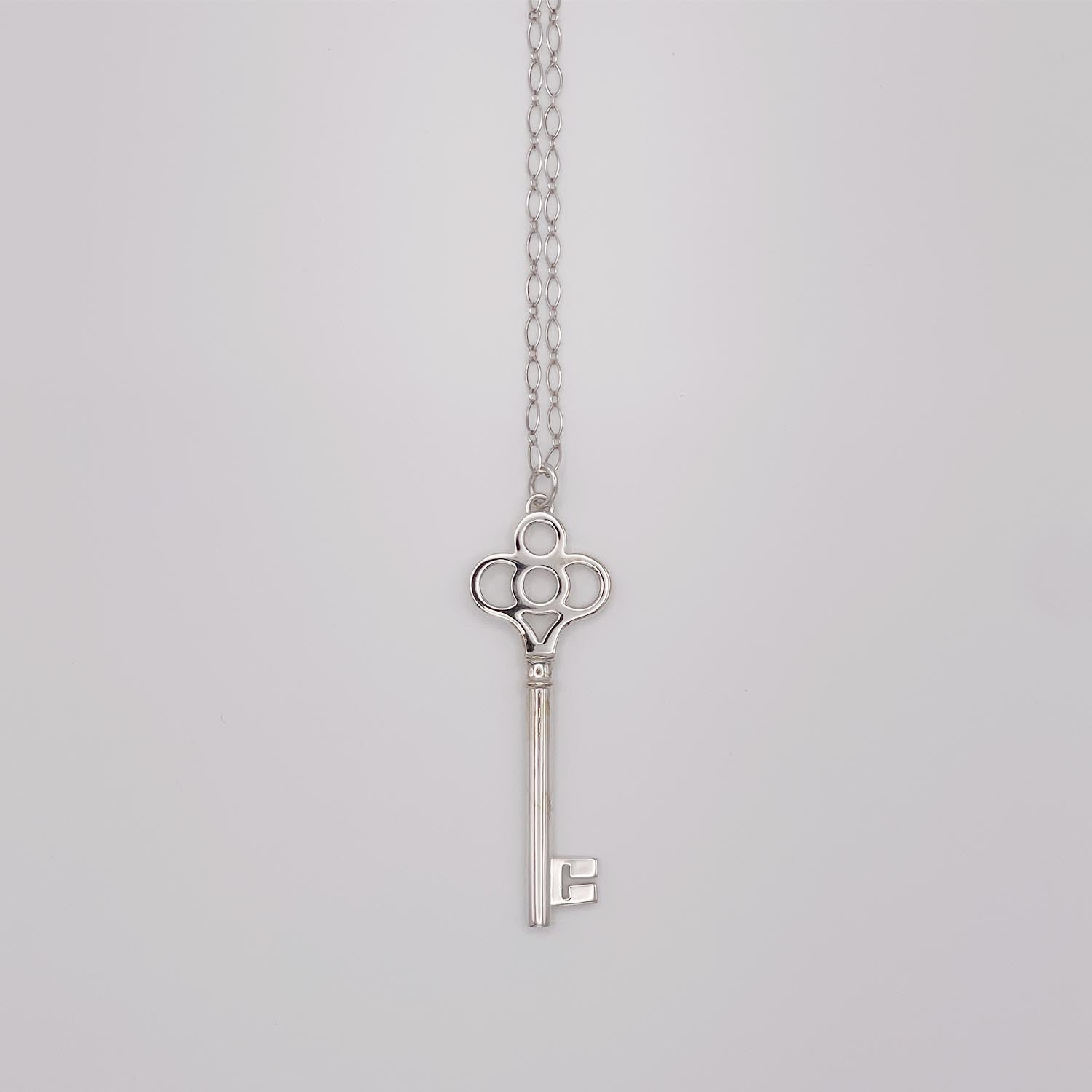 新品仕上済 Tiffany&Co. ティファニー クラウンキー ネックレス SV925