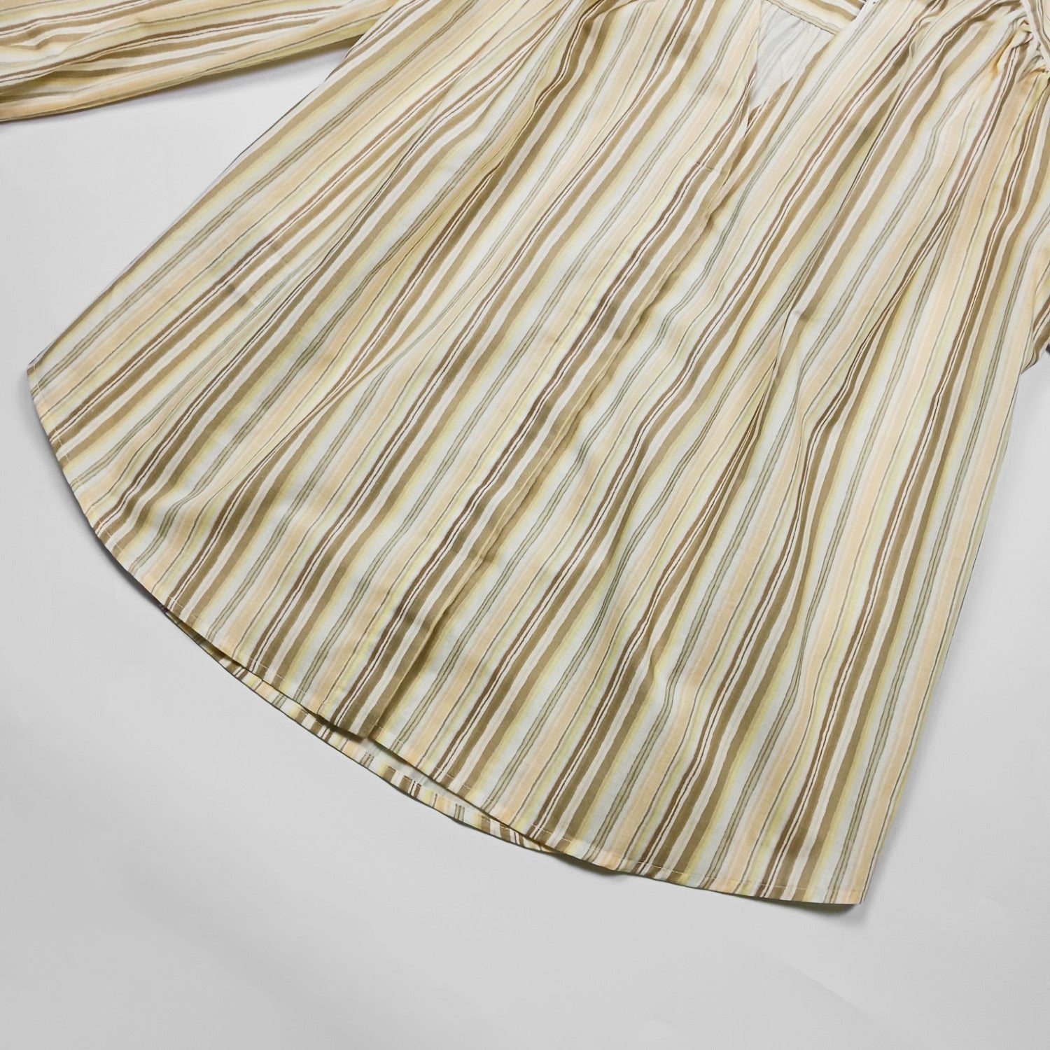 Salvatore Ferragamo フェラガモ スキッパーシャツ サイズ42 ストライプ レディース