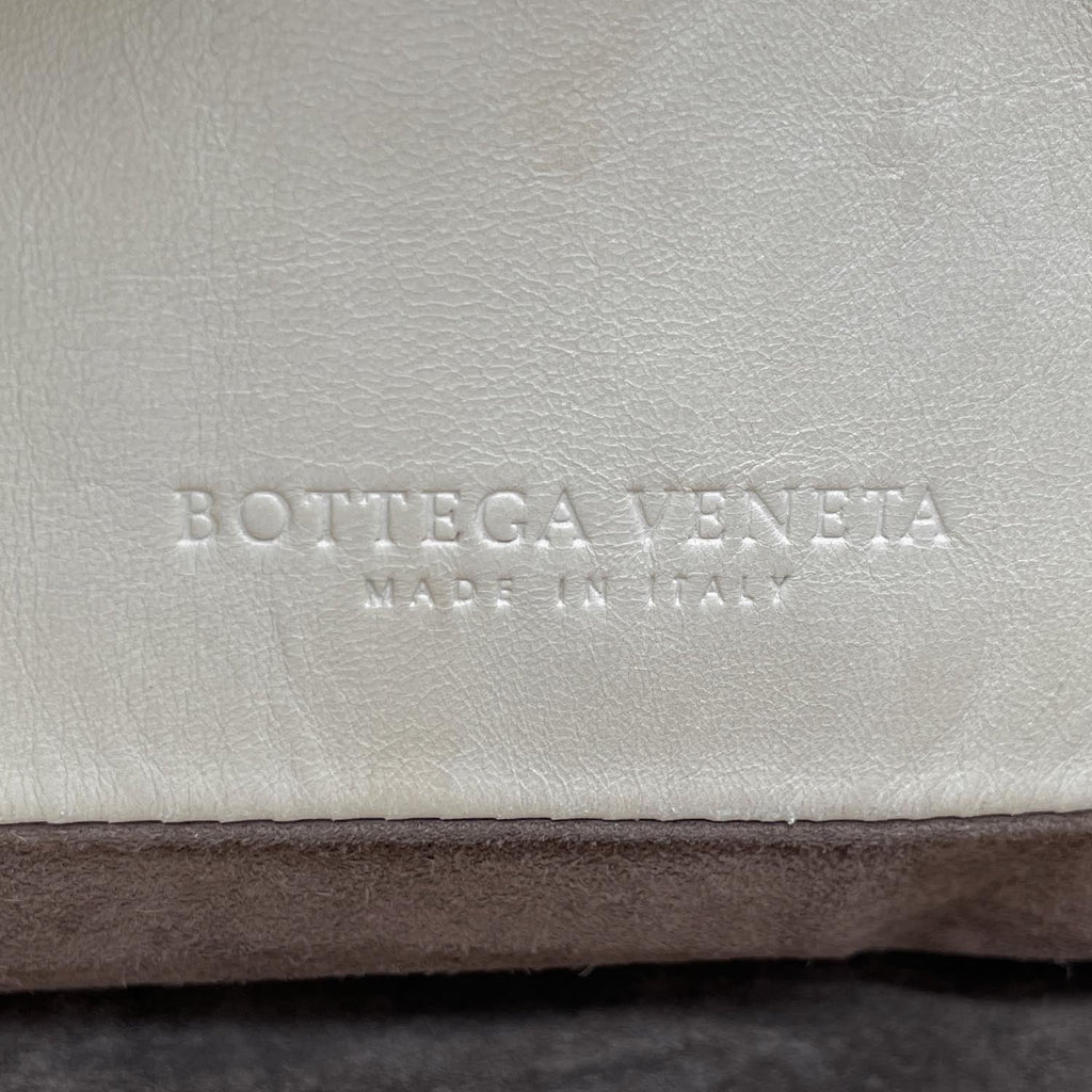 BOTTEGA VENETA ボッテガヴェネタ ショルダーバッグ 巾着 クロスボディ