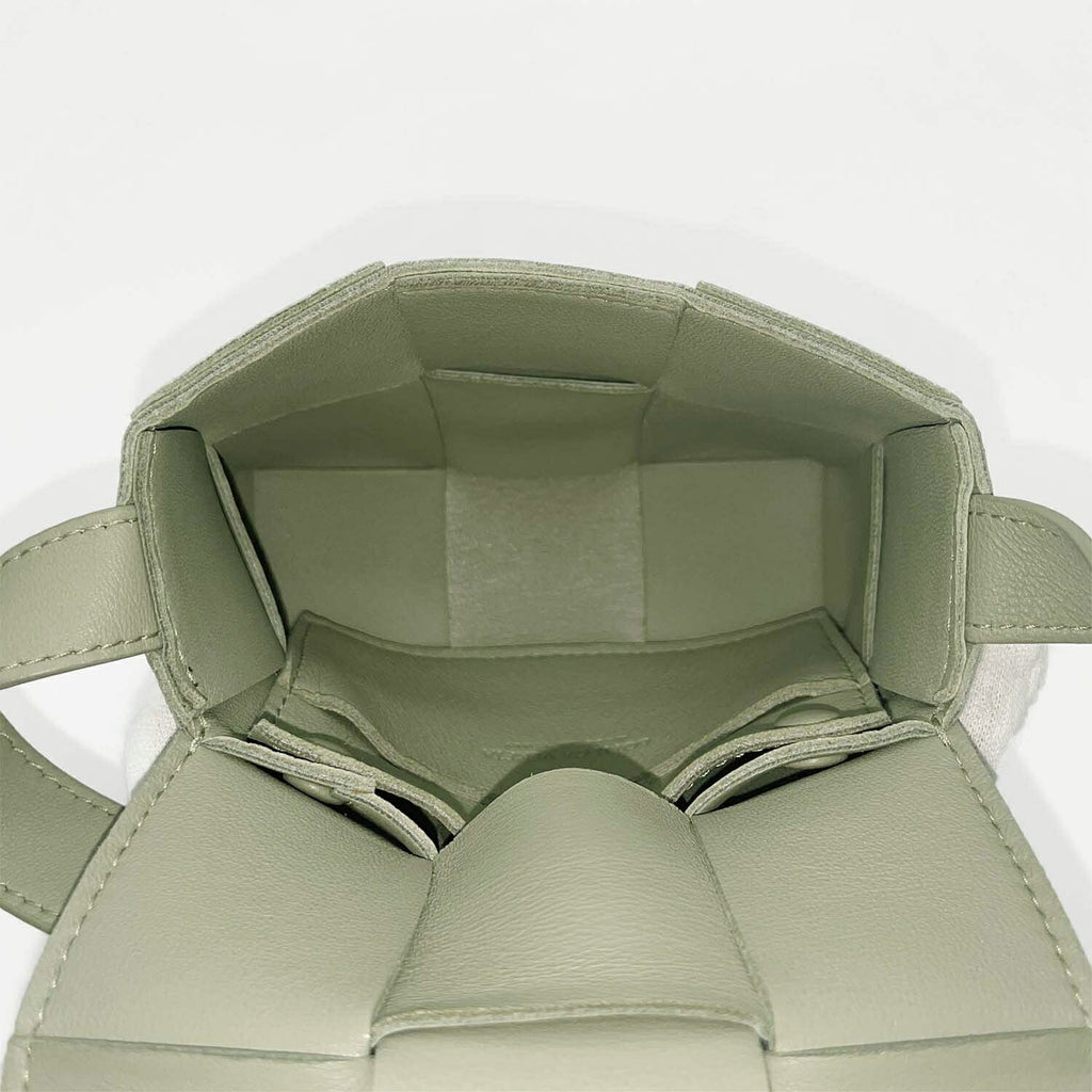 BOTTEGA VENETA ボッテガヴェネタ キャンディカセット ショルダーバッグ くすみカラー