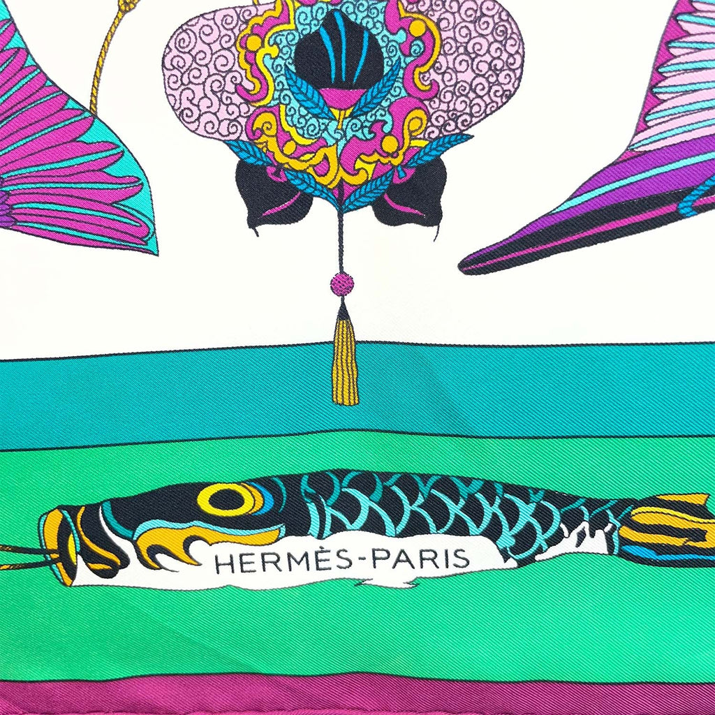 HERMES エルメス カレ90 SOIES VOLANTES 大空に舞うシルク グリーン スカーフ
