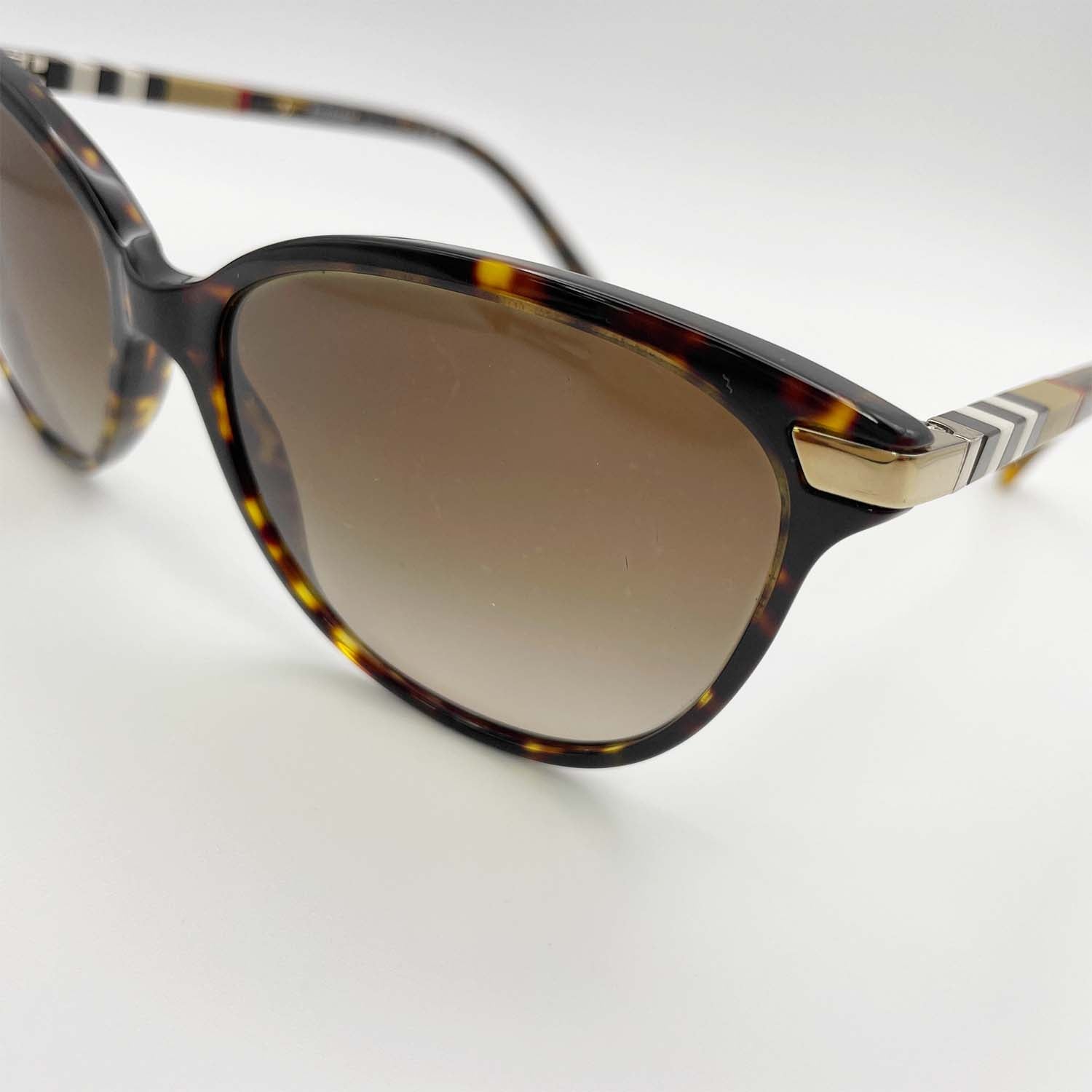 BURBERRY バーバリー サングラス B4216 3002/13 キャットアイ チェック柄 アイウェア