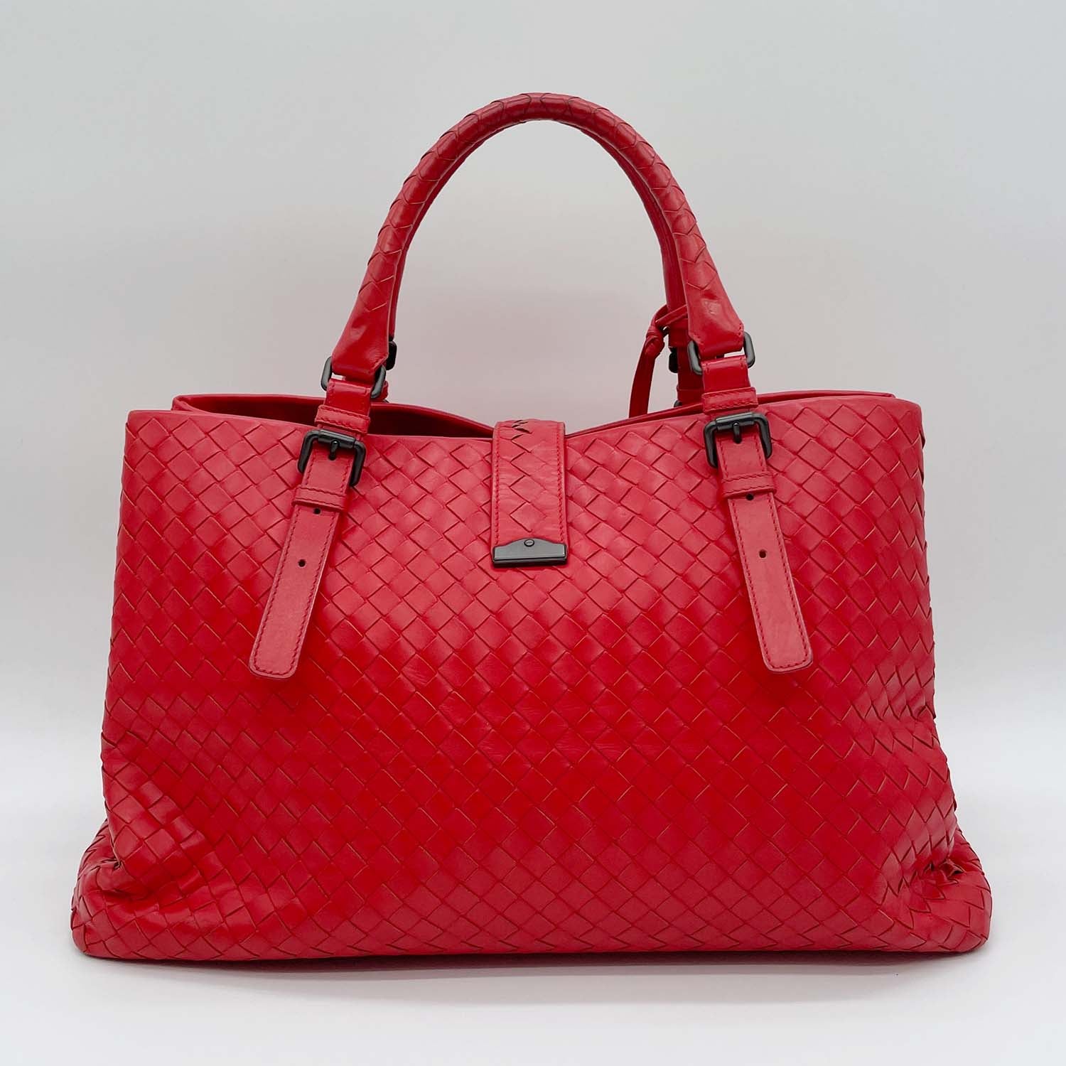 BOTTEGA VENETA ボッテガヴェネタ ハンドバッグ ローマ イントレチャート レッド 鍵付