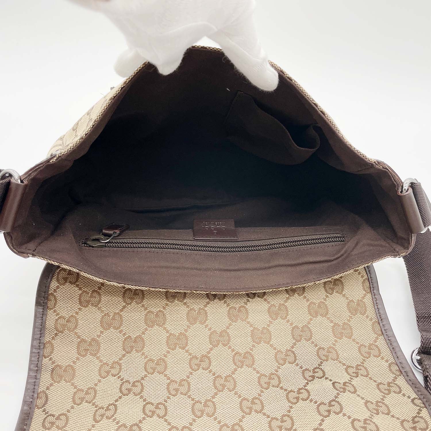 GUCCI グッチ ショルダーバッグ GGキャンバス メッセンジャー 145858 ブラウン