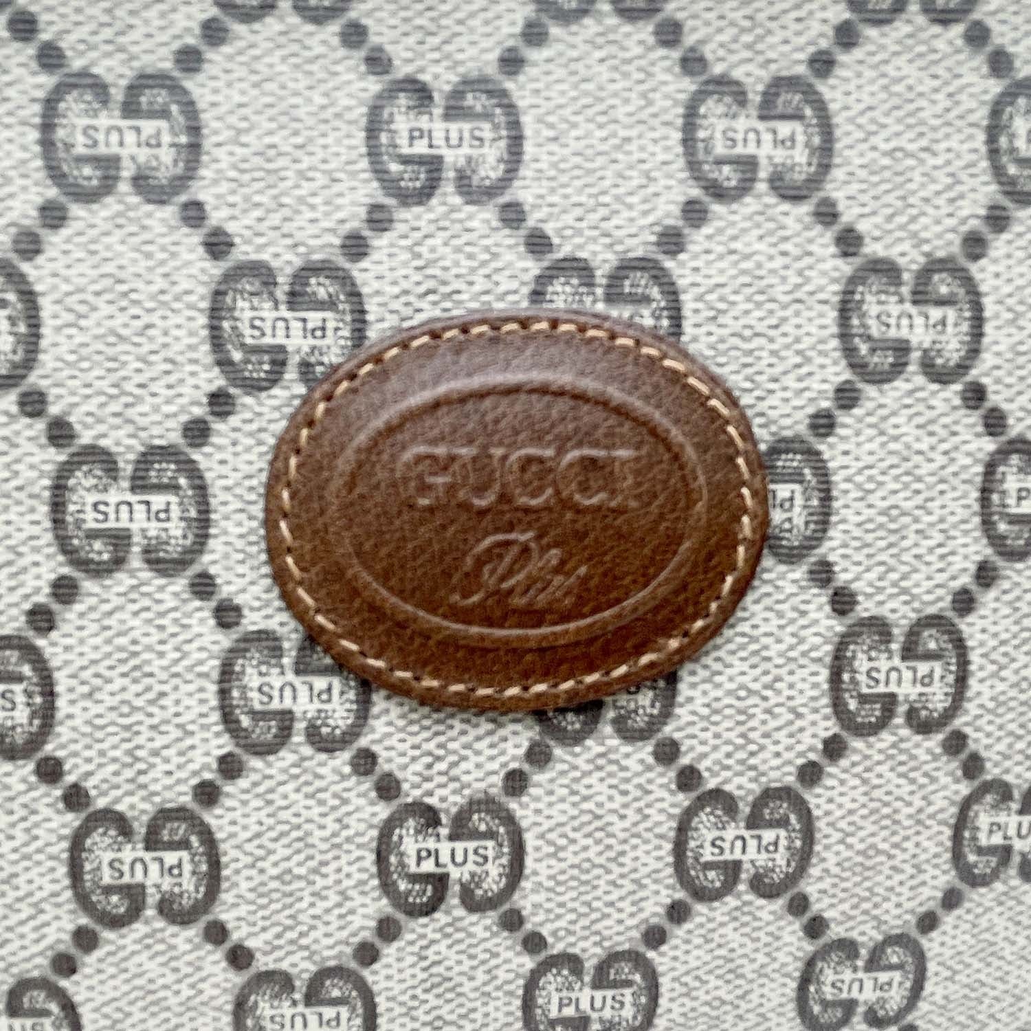 GUCCI グッチ 28cm×17cm ポーチ ケース GGプラス オールド ヴィンテージ ブラウン