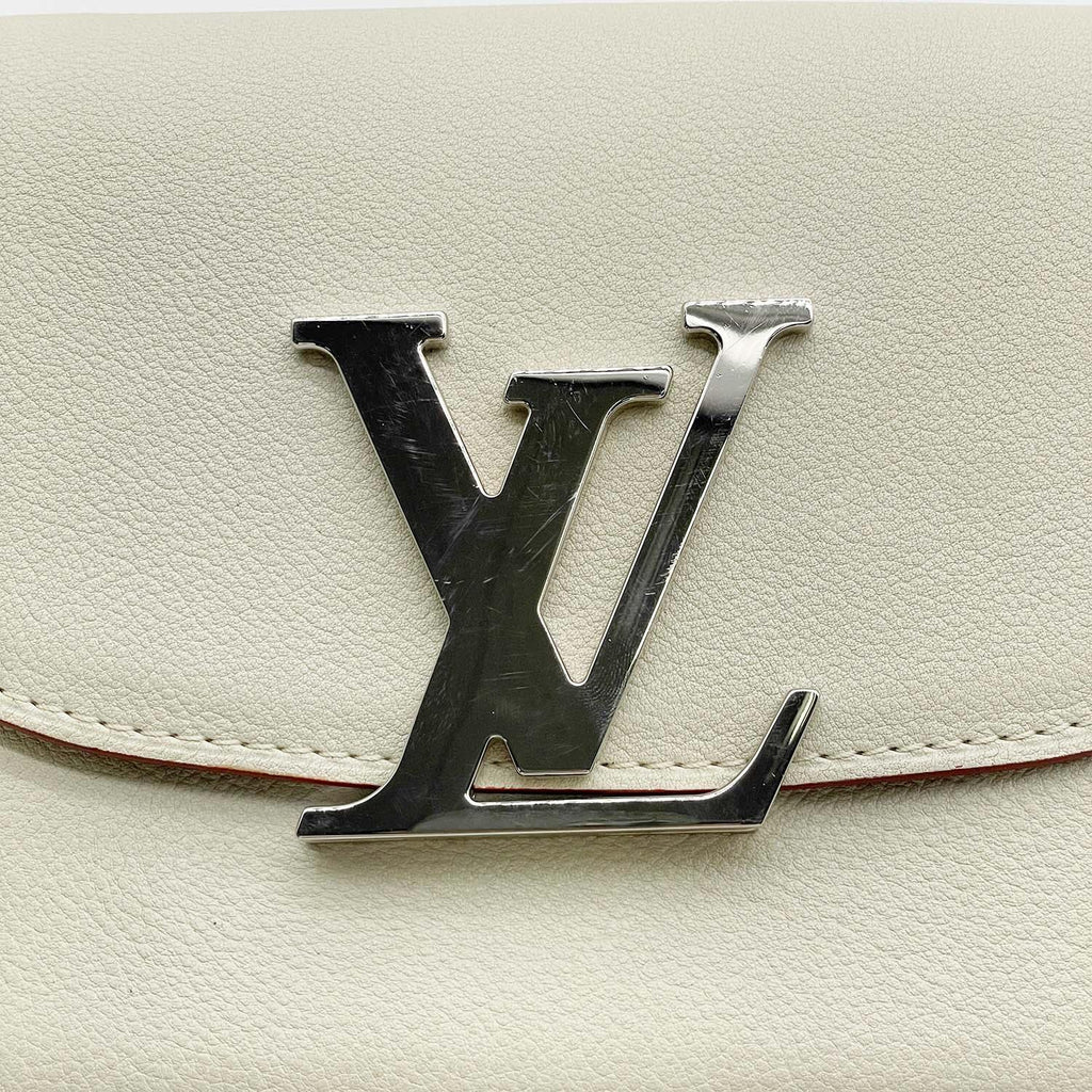 LOUIS VUITTON ルイヴィトン 2WAYバッグ M94434 ヴィヴィエンヌLV ホワイト ショルダー ハンド