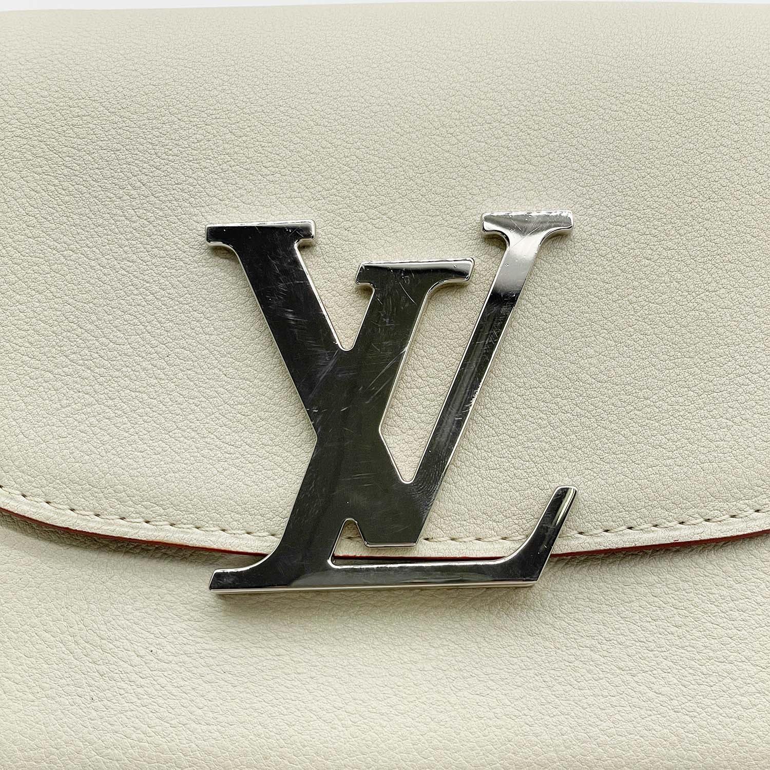 LOUIS VUITTON ルイヴィトン 2WAYバッグ M94434 ヴィヴィエンヌLV ホワイト ショルダー ハンド