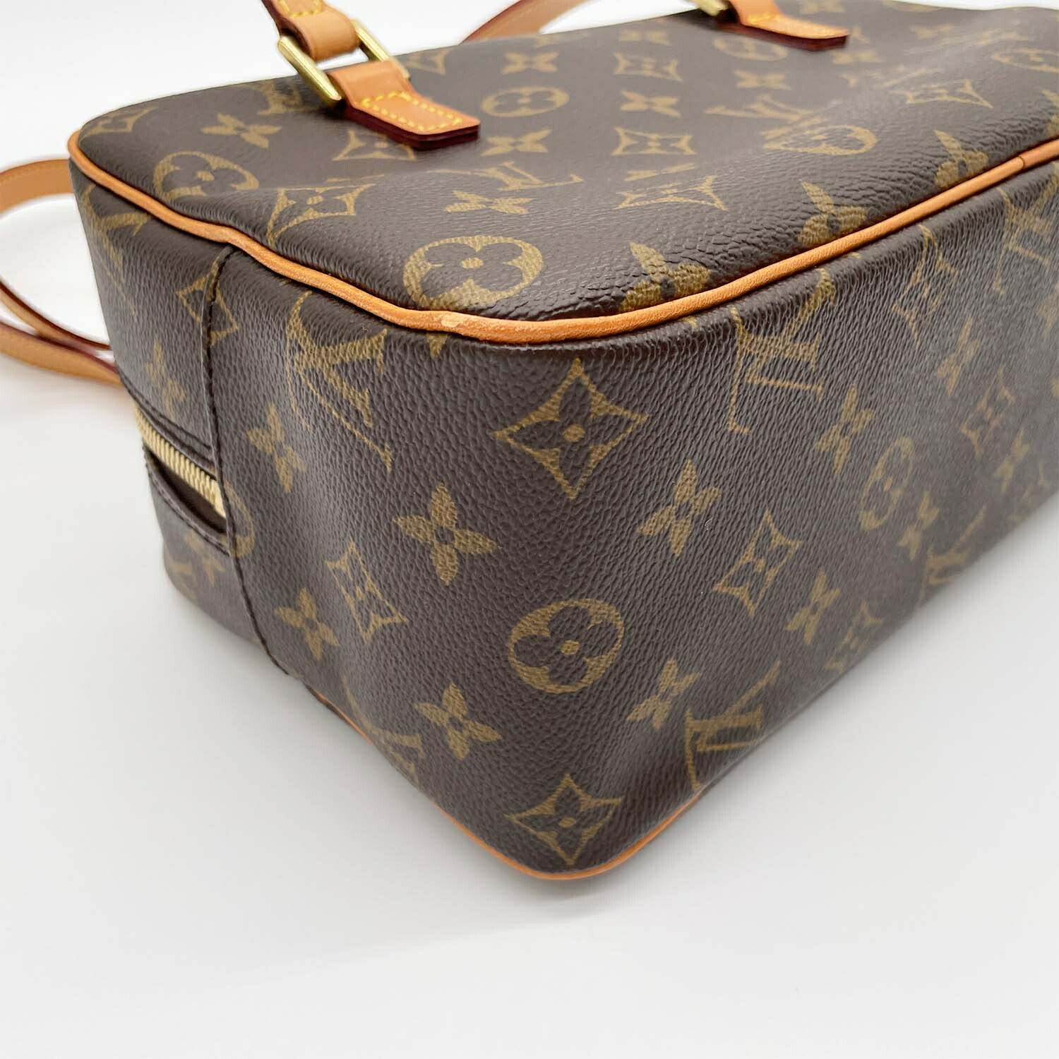 LOUIS VUITTON ルイヴィトン シテMM M51182 モノグラム ハンドバッグ 肩掛け ショルダー