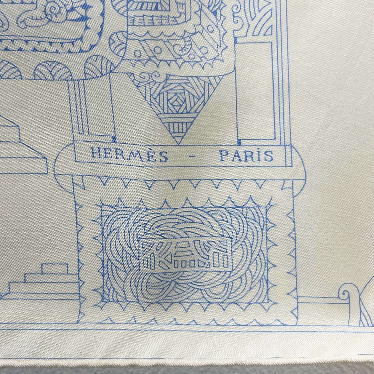 HERMES エルメス カレ90 ASTRES et SOLEILS 天体と太陽 スカーフ