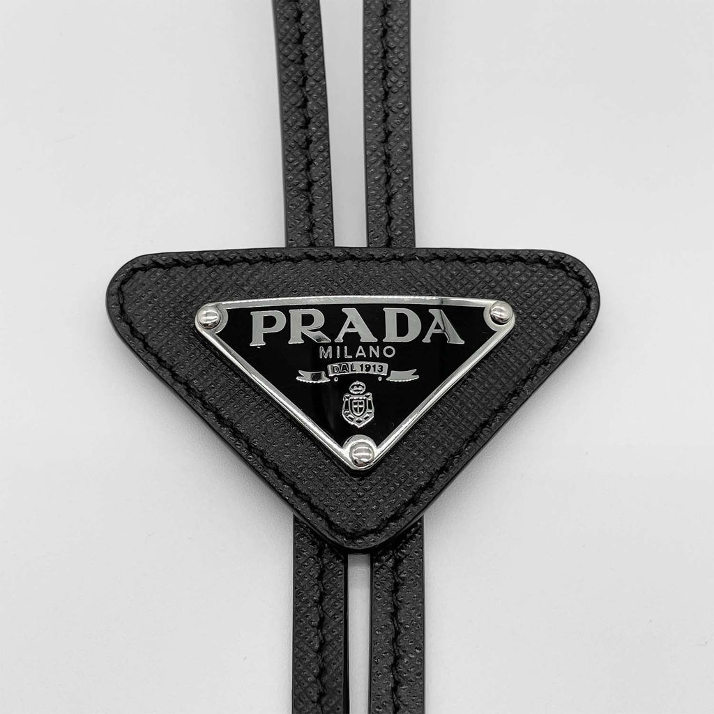 PRADA サフィアーノレザー ボロタイ 21C027 ネックレス ネクタイ トライアングル 三角ロゴ