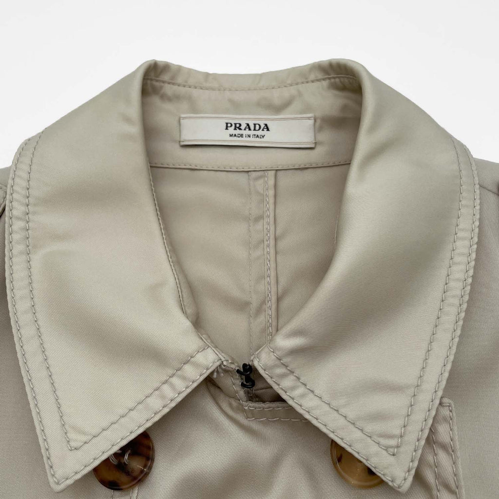 PRADA プラダ サイズ42トレンチコート トライアングルロゴ 三角 ナイロン ベージュ レディース