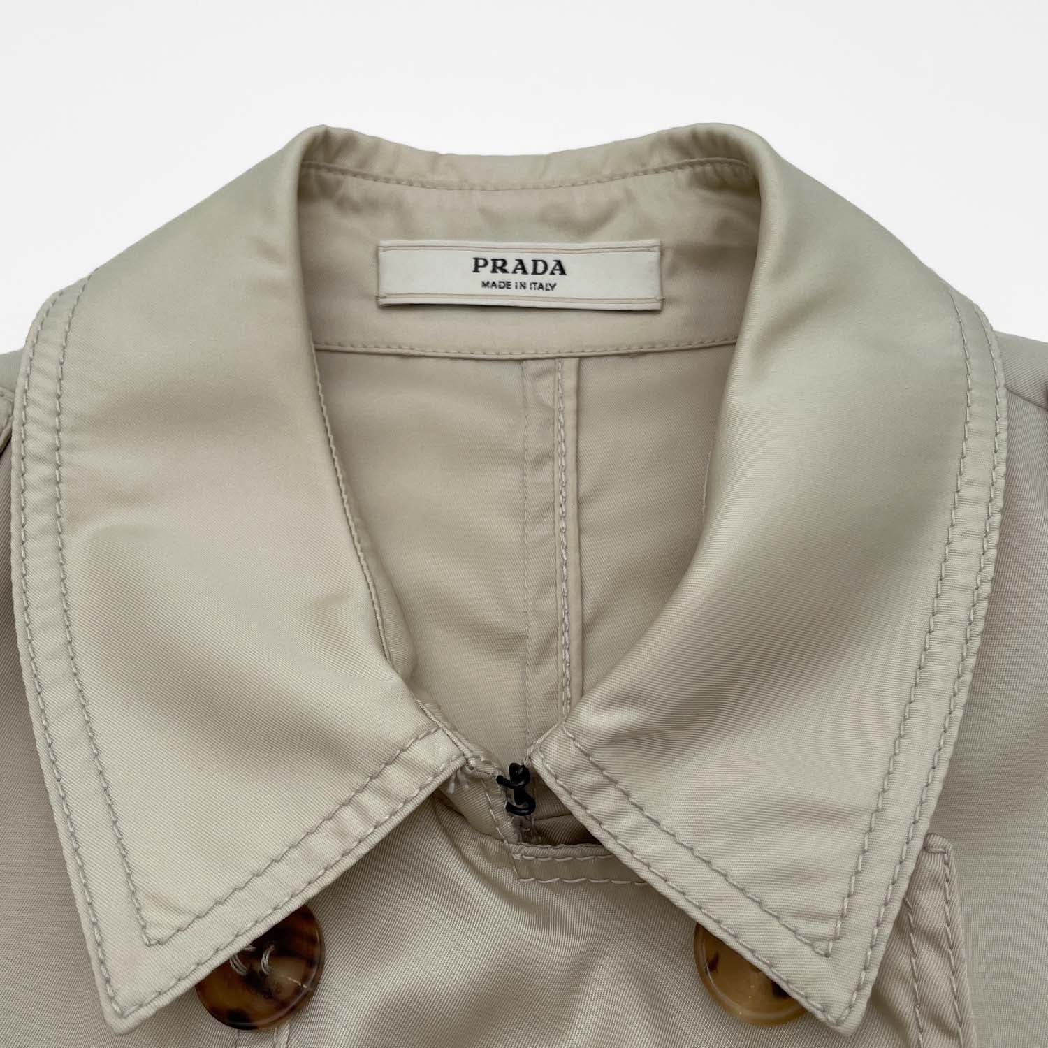 PRADA プラダ サイズ42トレンチコート トライアングルロゴ 三角 ナイロン ベージュ レディース