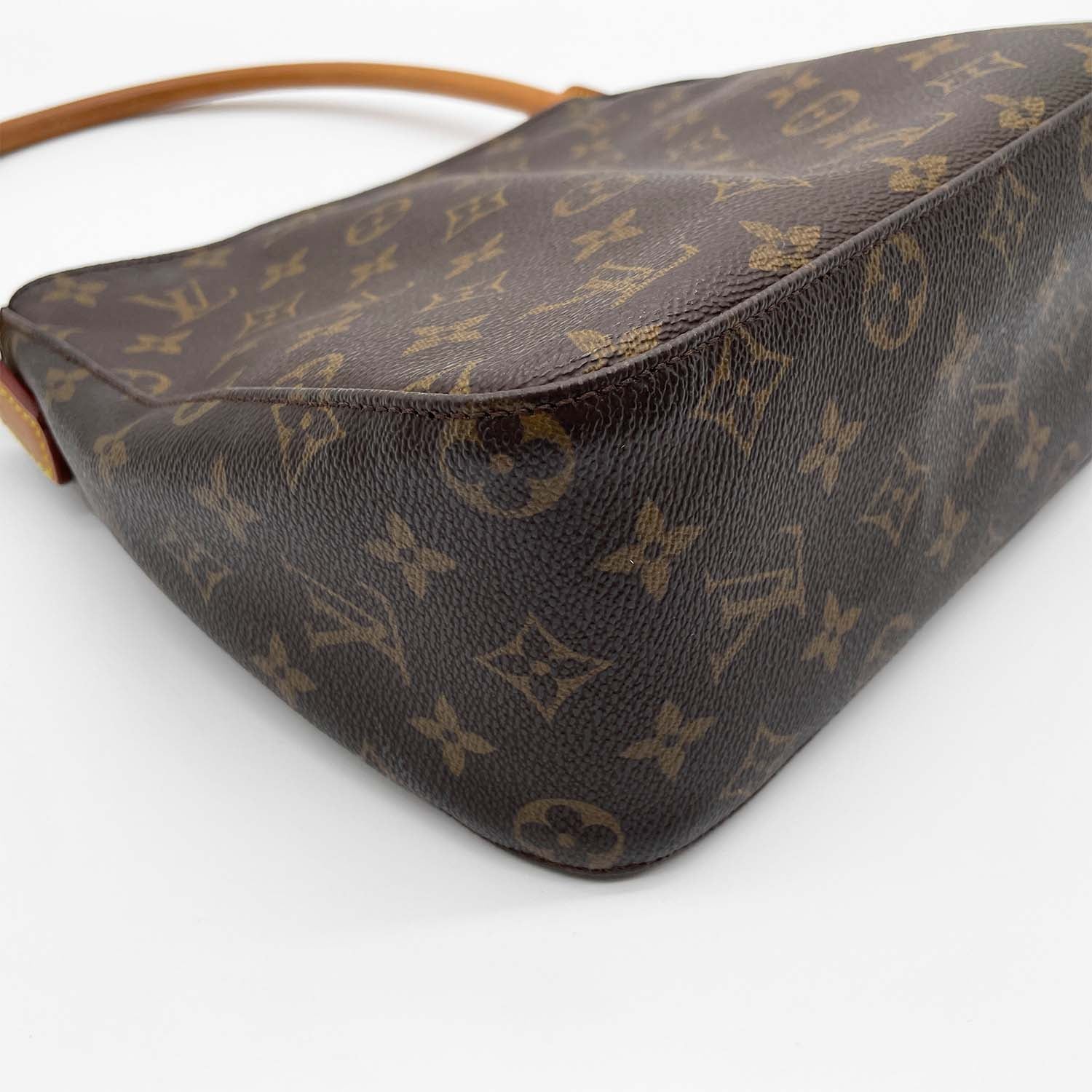 LOUIS VUITTON ルイヴィトン モノグラム ルーピングMM
