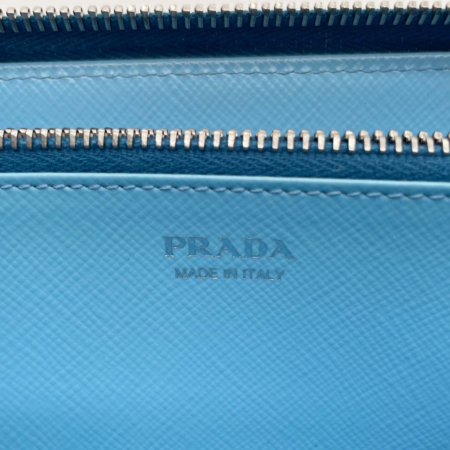 PRADA プラダ ラウンドファスナー長財布 1ML506 ロボット柄 ブルー