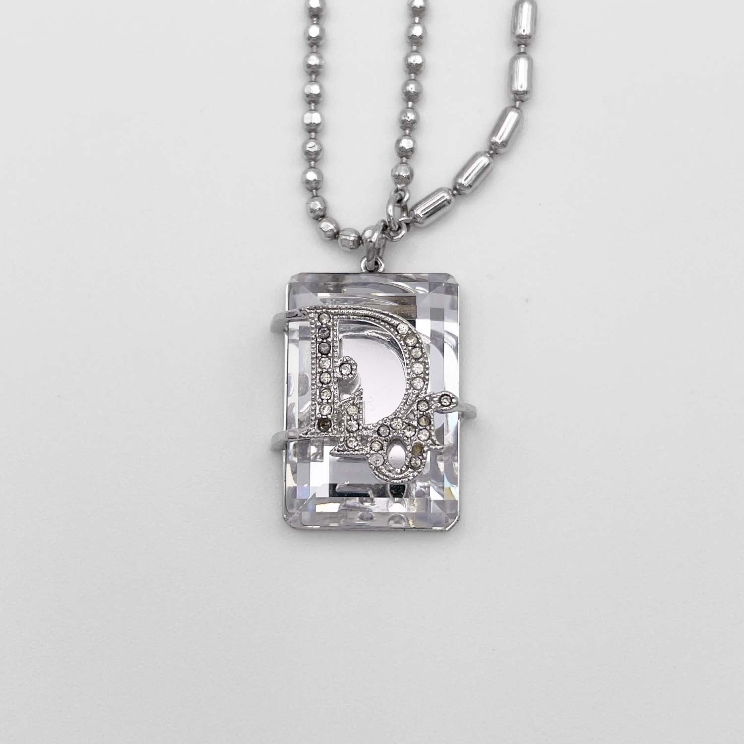 Dior ディオール ネックレス 大粒クリアストーン ロゴ ペンダント シルバー