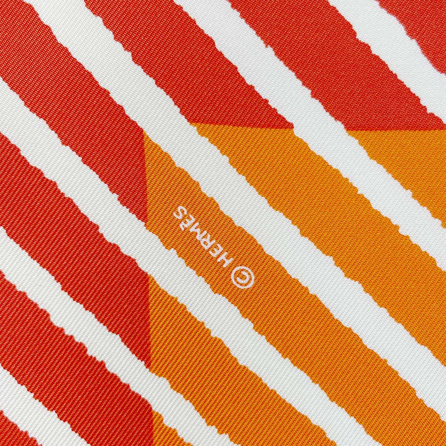 エルメス カレ90 La Maison Soleil ソレイユ ラ メゾン スカーフ シルク 太陽柄