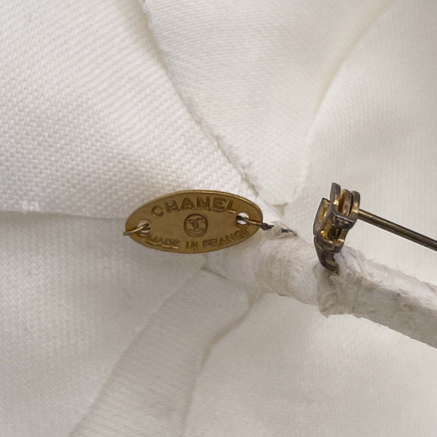 CHANEL シャネル 9cm カメリア コサージュ ブローチ バッジ ホワイト フラワー