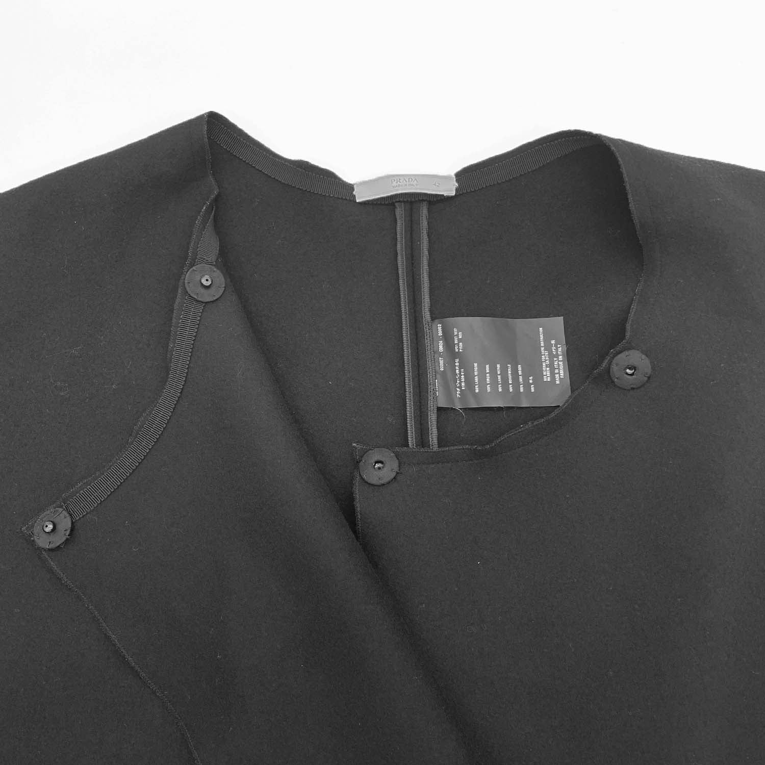 PRADA プラダ ポンチョ サイズ42 ケープ 外套 ウール ブラック