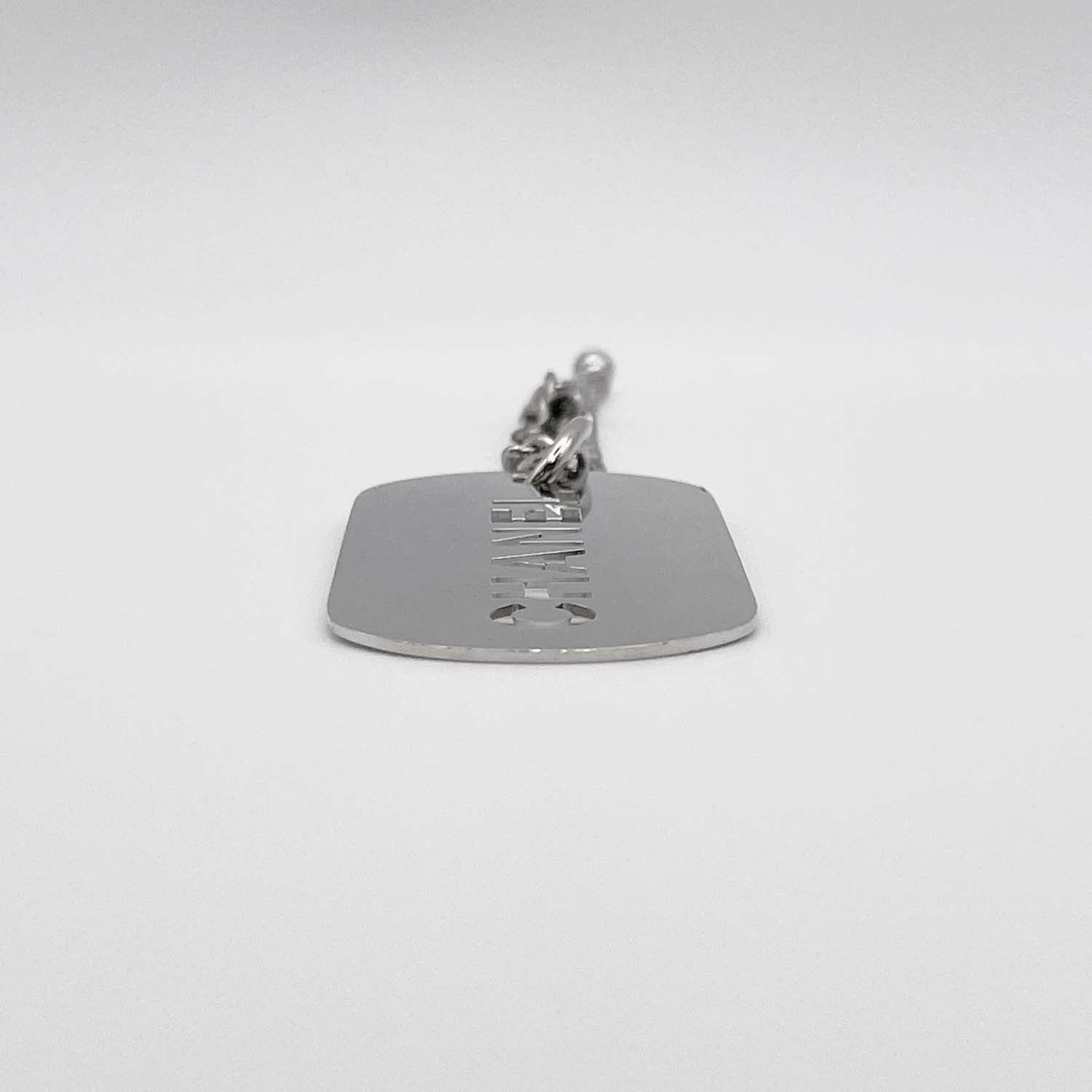 CHANEL シャネル ドッグタグ バッグチャーム ロゴ 04V シルバー