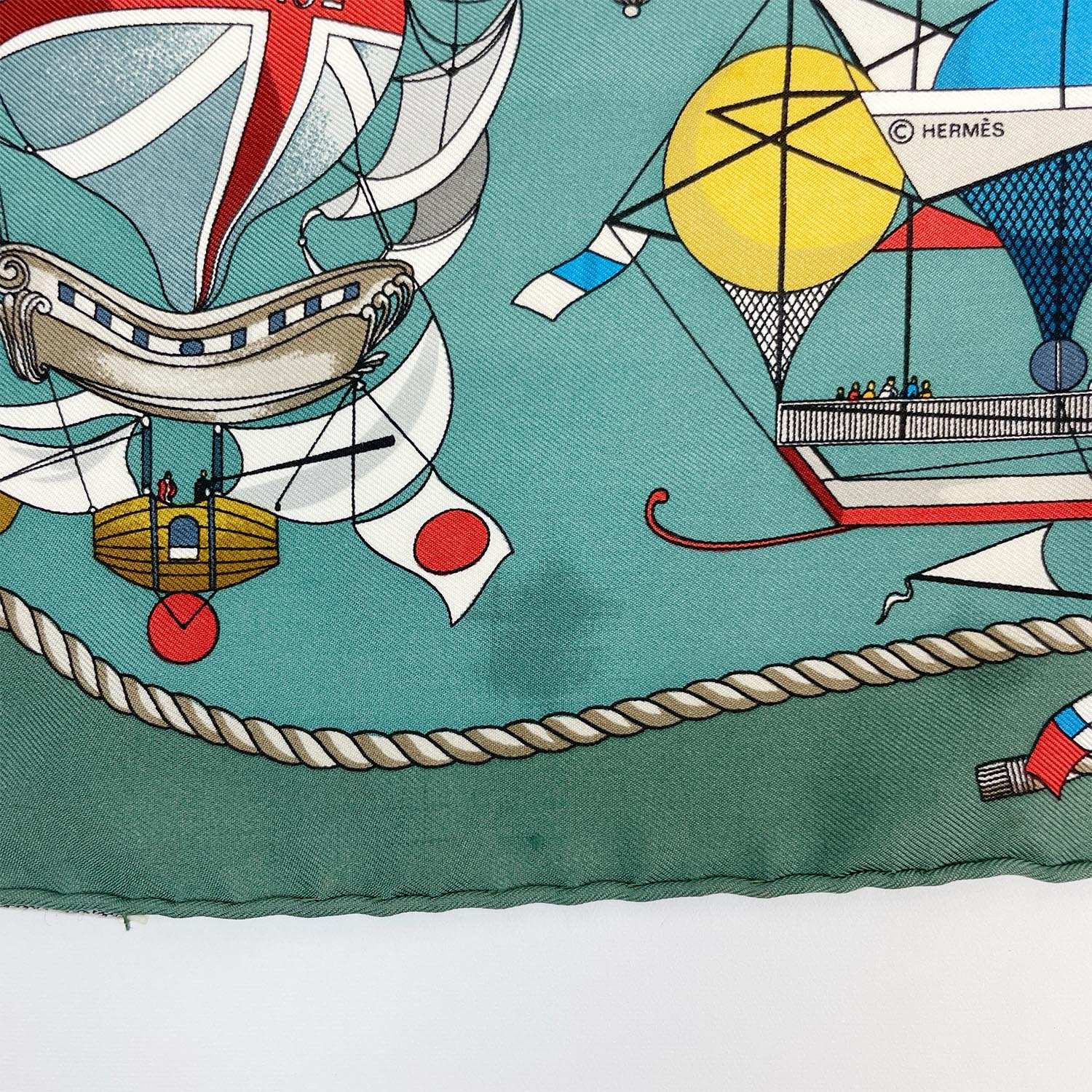 HERMES エルメス プチ・カレ43 LES FOLIES DU CIEL 大空の狂気 スカーフ